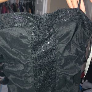 Hailey Logan by Adianna Papell